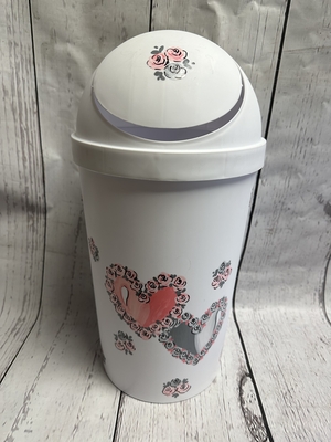 Trash Pail / Filled in Hearts | More Gifts